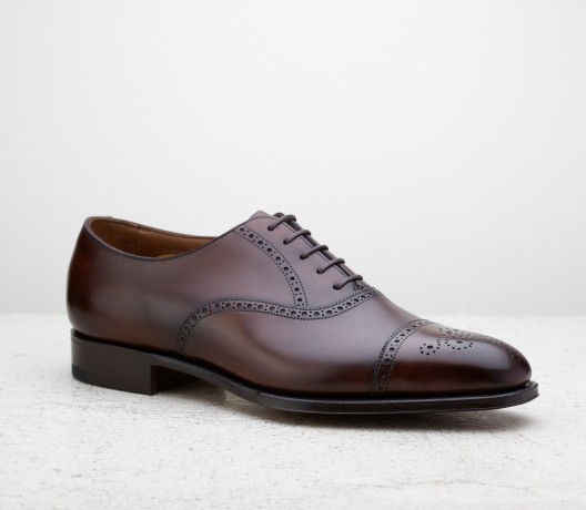 暗棕雕花洛克鞋